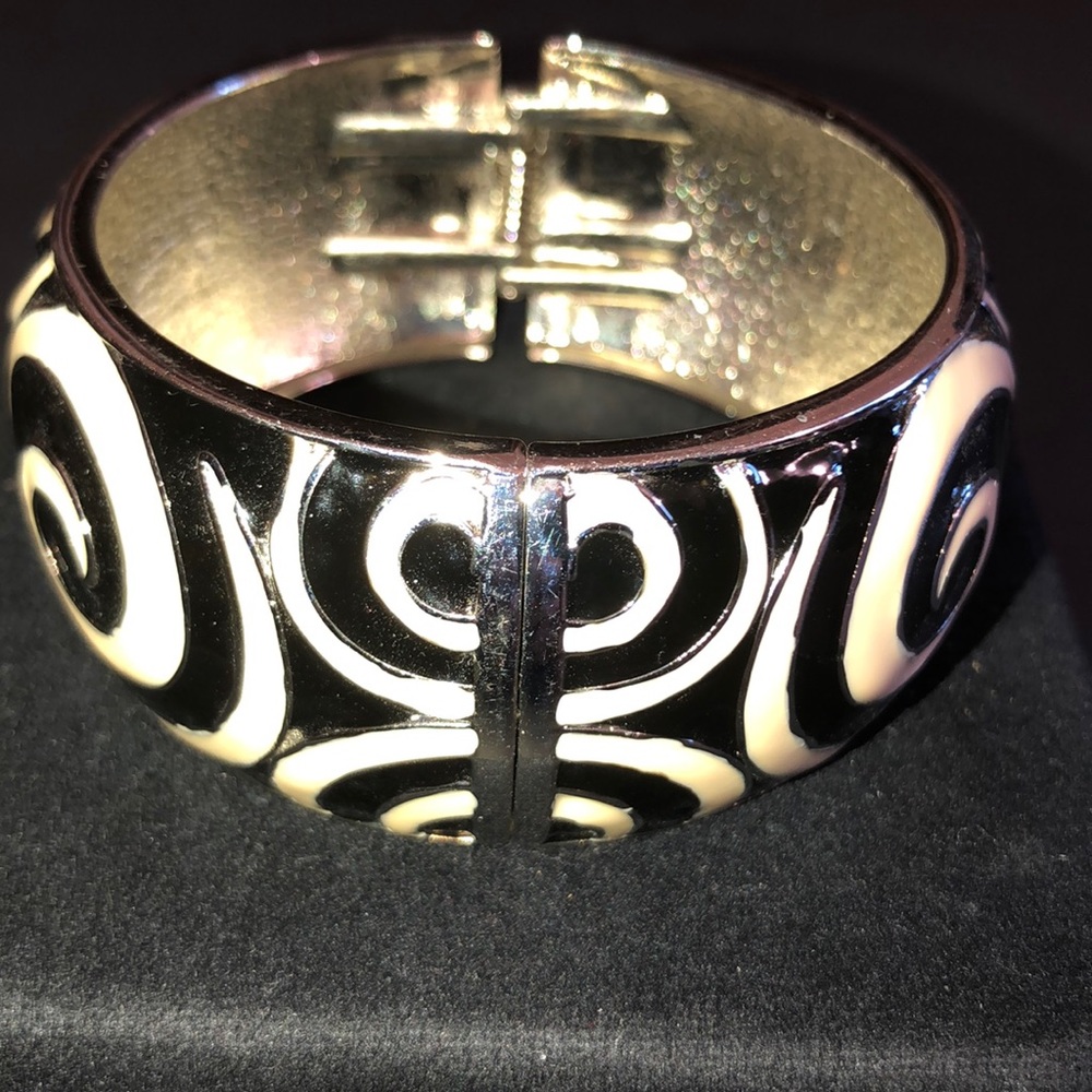 Swirl Bracelet